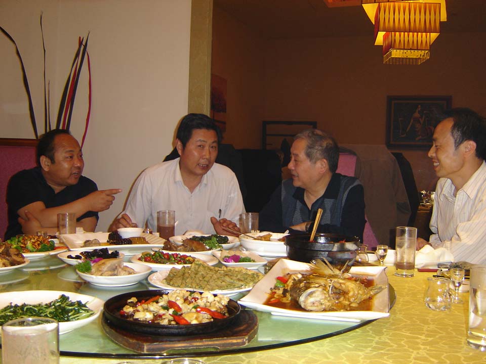 仲家浅族人跻桓与南京族人聚会