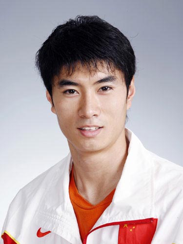 中国男子三级跳远选手仲敏维