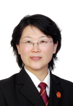 淮安市中级人民法院第一刑事审判庭副庭长仲新建